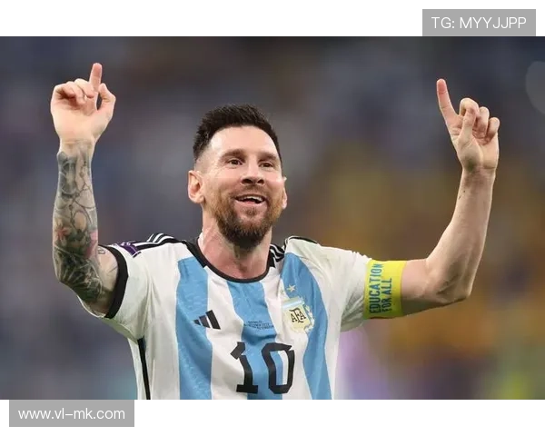 三字足球巨星盘点 足球场上那些闪耀的名字与传奇时刻