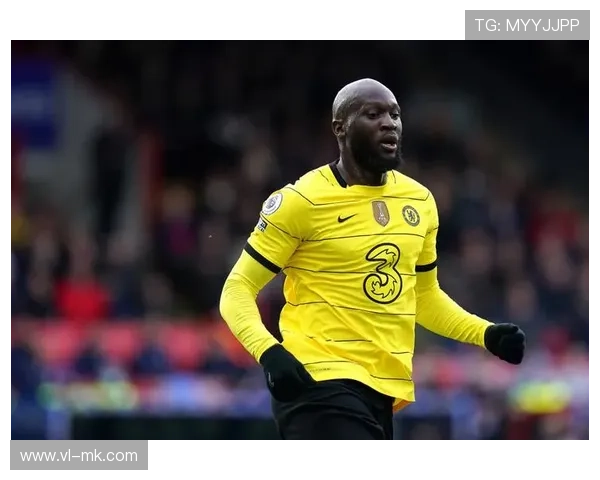 世界足球4号球星排名：十大传奇球员的辉煌历程与成就分析