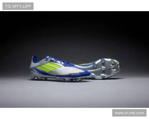 球星专属足球鞋价格揭秘 一双价值几何让你惊叹不已