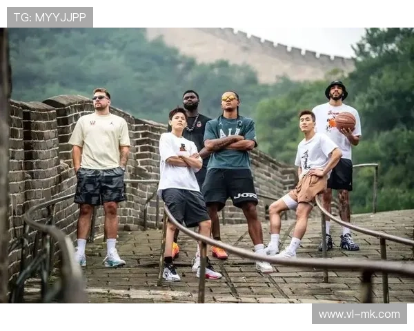 足球巨星观战篮球赛引发热议 他们的视角与球迷截然不同