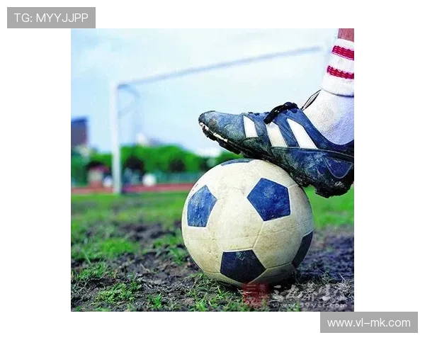 足球明星球鞋背后的赞助合作与品牌推广深度解析